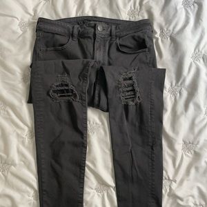 American Eagle Black distressed jeans